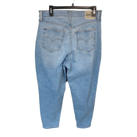 Levi’s SilverTab Mom Jeans Size 31 Distressed Light Wash‎ - Picture 4 of 4